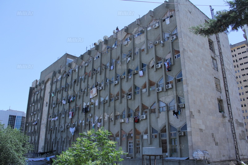 Bakının ürəkbulandıran səmti, bunu kimsə görmür? - FOTO