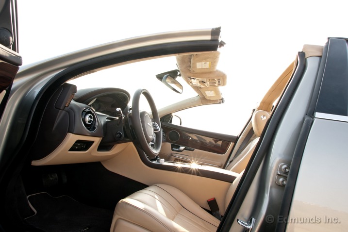 Sedan "Jaguar" kabrioletə necə çevrildi? - FOTOSESSİYA