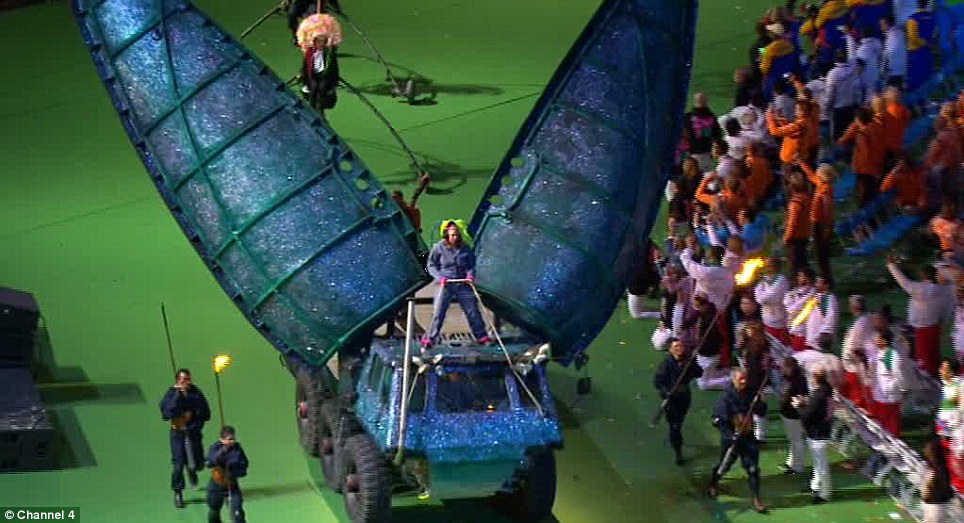 Paralimpiada-2012 başa çatdı: Londonda alov festivalı - FOTO