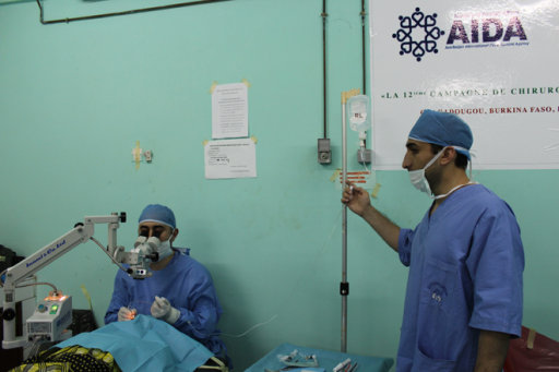 Burkina Fasoda görmə qabiliyyətini itirmiş şəxslər Azərbaycan həkimləri tərəfindən əməliyyat olundular - FOTO