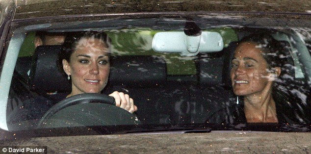 Britaniya şahzadənin toyuna hazırlaşır - FOTO