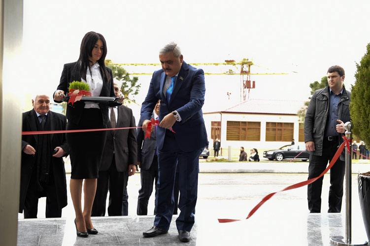 Rövnəq Abdullayev açılış etdi - FOTO