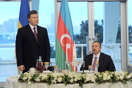 Prezident İlham Əliyev: “Müstəqillik illərində Ukrayna və Azərbaycan tərəfdaşlar, dostlar, bütün sahələrdə strateji tərəfdaşlar kimi fəaliyyət göstərir” - YENİLƏNİB - FOTO