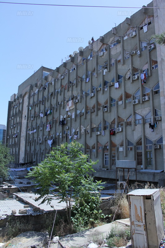 Bakının ürəkbulandıran səmti, bunu kimsə görmür? - FOTO