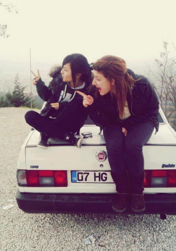 Bu da Gürkanın "Tofaş" qızları - FOTO