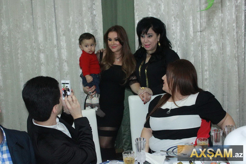Xatirə İslamın ad günündə qalmaqal - YENİLƏNİB - FOTOSESSİYA