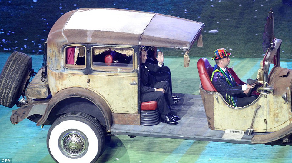 Paralimpiada-2012 başa çatdı: Londonda alov festivalı - FOTO