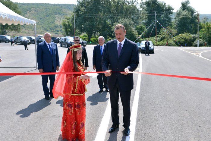 Prezident İlham Əliyev: "Biz bütün dövrlərdə, müstəqilliyin son 20 ili ərzində inamla irəliyə gedirik, öz gücümüzü artırırıq, iqtisadiyyatımızı gücləndiririk" - YENİLƏNİB - FOTO