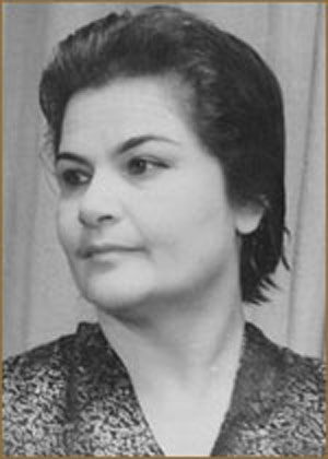 Üç dəfə ailə quran Barat Şəkinskaya hər ayrılığında qızına sadəcə... "hazırlaş, köçürük" deyib - FOTO