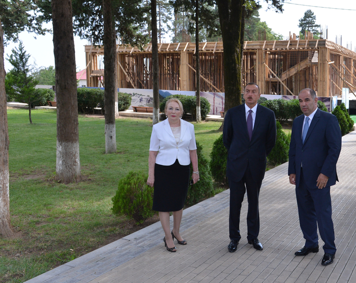 Prezident İlham Əliyev: "Biz bütün dövrlərdə, müstəqilliyin son 20 ili ərzində inamla irəliyə gedirik, öz gücümüzü artırırıq, iqtisadiyyatımızı gücləndiririk" - YENİLƏNİB - FOTO