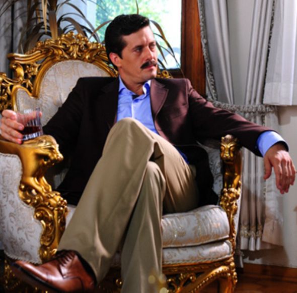 “Öyle geçer bir zaman ki” serialının aktyoru həbs edildi - FOTO
