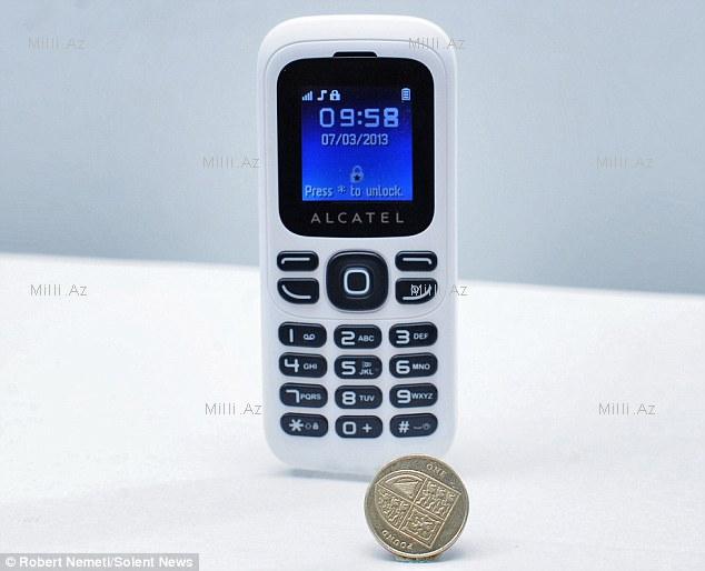 Bu da oldu: cəmi 1,5 dollara telefon satılır - FOTO