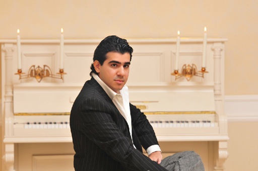 Bəstəkar Emil Şahin bu yayın hitini təqdim edir: "Tənha külək" - VİDEO - FOTO