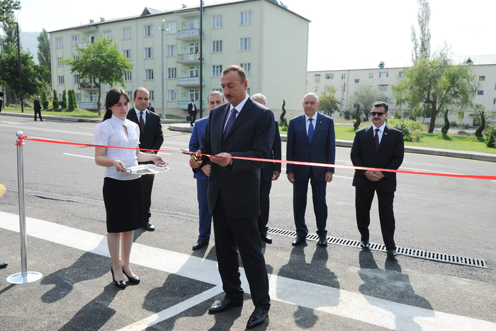 Prezident İlham Əliyev: "Biz bütün dövrlərdə, müstəqilliyin son 20 ili ərzində inamla irəliyə gedirik, öz gücümüzü artırırıq, iqtisadiyyatımızı gücləndiririk" - YENİLƏNİB - FOTO