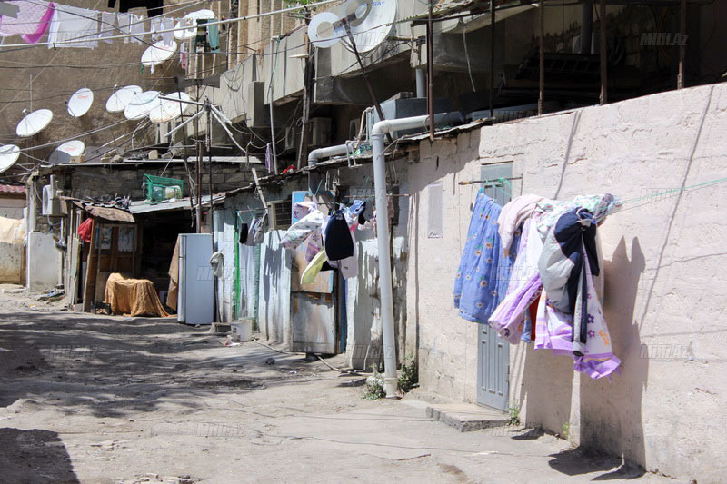 Bakının ürəkbulandıran səmti, bunu kimsə görmür? - FOTO