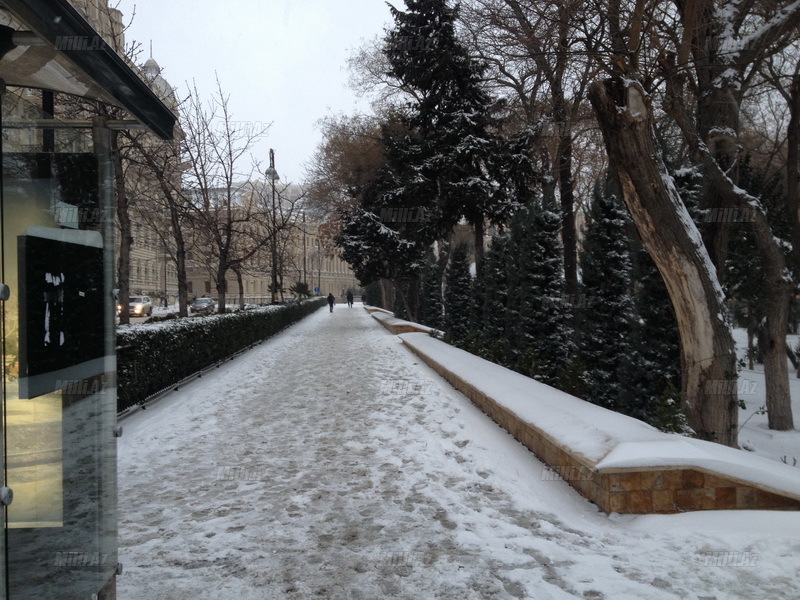 Bakıya güclü qar yağır - YENİLƏNİB - VİDEO - FOTOSESSİYA