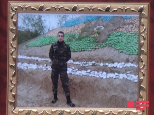 Şəhid əsgərin medalı ailəsinə təqdim olundu - FOTO