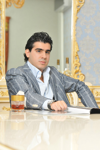 Bəstəkar Emil Şahin bu yayın hitini təqdim edir: "Tənha külək" - VİDEO - FOTO