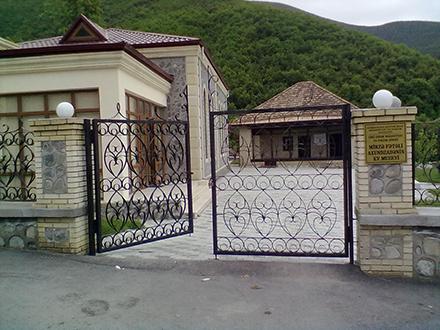 Böyük dramaturqun ziyarətçisiz ev muzeyi - FOTO