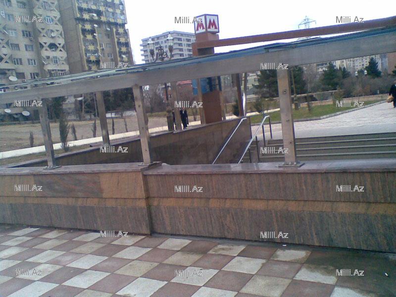 "Azadlıq prospekti" metrosunun çıxışı niyə "soyunduruldu"? - FOTO - YENİLƏNİB