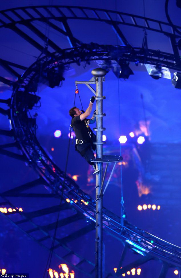 Paralimpiada-2012 başa çatdı: Londonda alov festivalı - FOTO