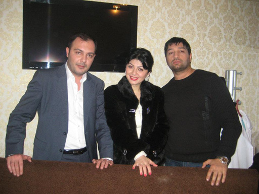 Elçin İmanov həkim oldu - FOTO