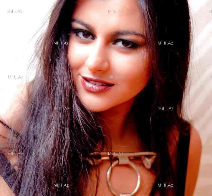 Azərbaycanın şou-biznes əhli sosial şəbəkələrdə nə edir? - FOTOSESSİYA