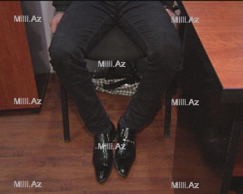 2 uşağı yetim qoyan məktəbli: "Evdən oğurladığım pula ayaqqabı aldım" - FOTO