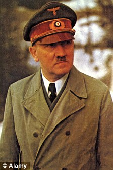 Hitlerin imzalı kitabını kim alacaq? - FOTO