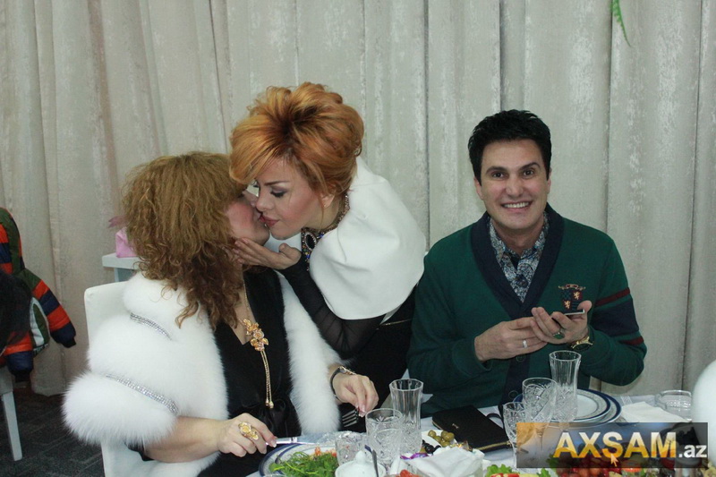 Xatirə İslamın ad günündə qalmaqal - YENİLƏNİB - FOTOSESSİYA