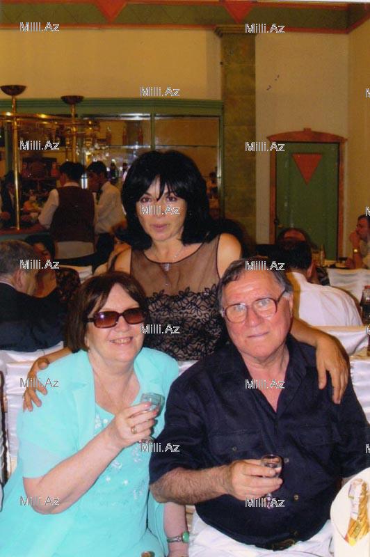 Nadejda İsmayılova: "Axirət dünyasında da mənim doğum günümü unutmur" - FOTOSESSİYA