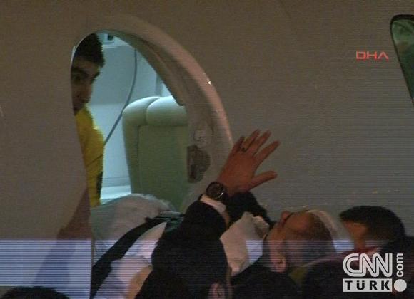 İbrahim Tatlısəsi Almaniyaya apardılar - FOTO