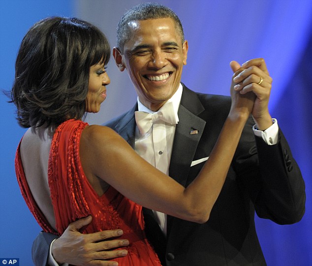 Barak Obama arvadını təriflədi: "Onun sayəsində əsl kişi oluram" - VİDEO - FOTO