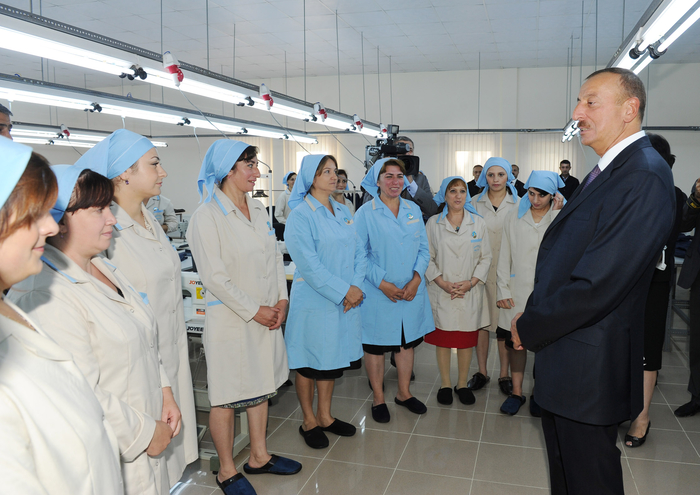 Prezident İlham Əliyev: "Biz bütün dövrlərdə, müstəqilliyin son 20 ili ərzində inamla irəliyə gedirik, öz gücümüzü artırırıq, iqtisadiyyatımızı gücləndiririk" - YENİLƏNİB - FOTO