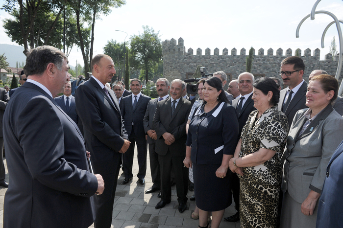 Prezident İlham Əliyev: "Biz bütün dövrlərdə, müstəqilliyin son 20 ili ərzində inamla irəliyə gedirik, öz gücümüzü artırırıq, iqtisadiyyatımızı gücləndiririk" - YENİLƏNİB - FOTO