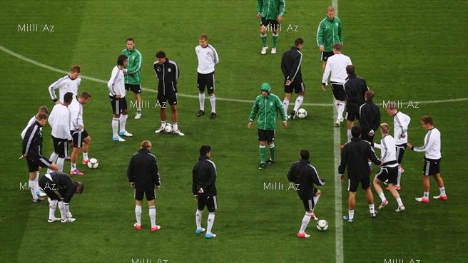 "Avro-2012": Almanlar çətin yunan müdafiəsini yara biləcəklərmi? - FOTOSESSİYA