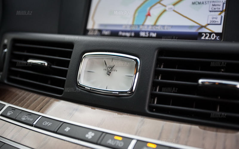 Nissan lüks modeli təzələdi - FOTOSESSİYA