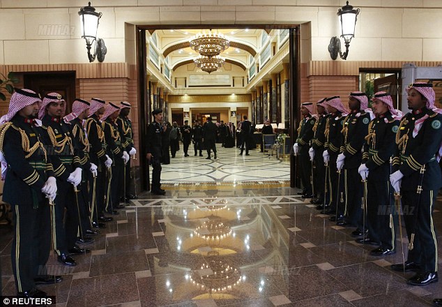 Mişel Obama vəhhabilərə meydan oxudu - FOTO