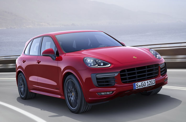 Porsche Cayenne GTS-i yenilədi - FOTO