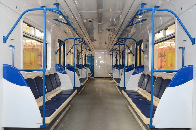 Bakı metrosunun yeni qatarları - FOTOSSESİYA