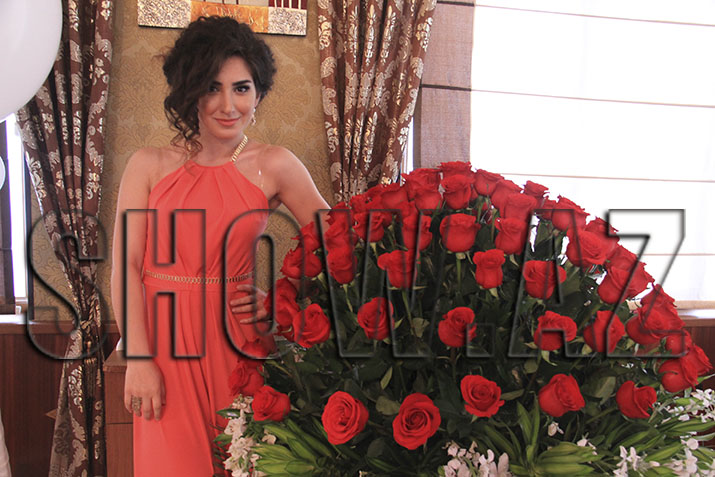 Mehin Hümbətovanın ad günündən görüntülər - FOTO
