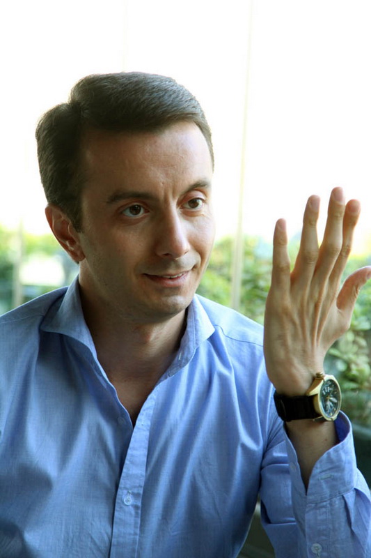 Teleaparıcı Ceyhun Əli: "Müasir kişilərdə sərtlik çatışmır" - FOTO