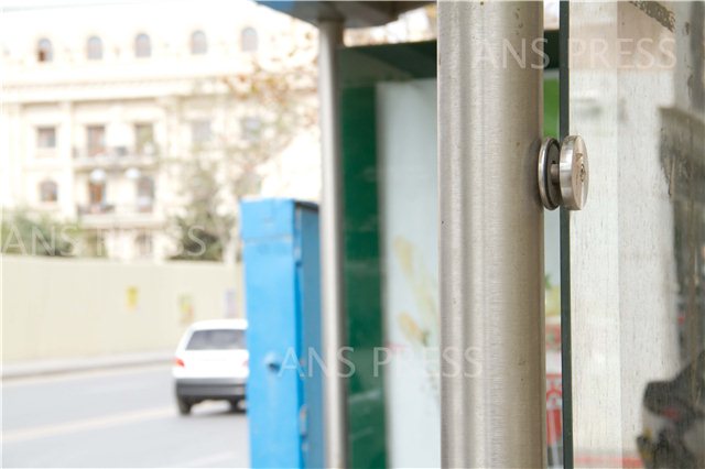 Dünyanın sonunda oturub avtobus gözləmək - FOTO