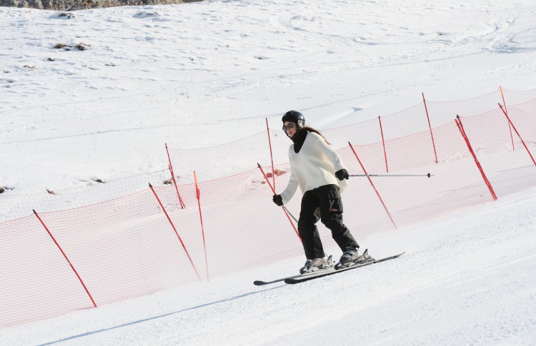 Prezident İlham Əliyev və xanımı Mehriban Əliyeva "Şahdağ" kompleksində "Park Chalet" oteli və 1 nömrəli kanat və xizək enişinin açılışında iştirak ediblər - YENİLƏNİB - FOTO