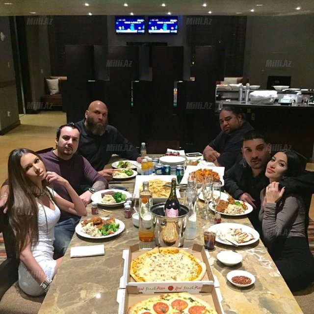 İranlı milyonçunun İnstagram "partlayış"ı - FOTO