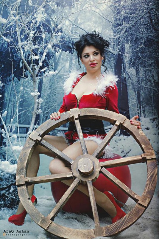 Azərbaycanlı müğənnidən 18+ təbrik - FOTO