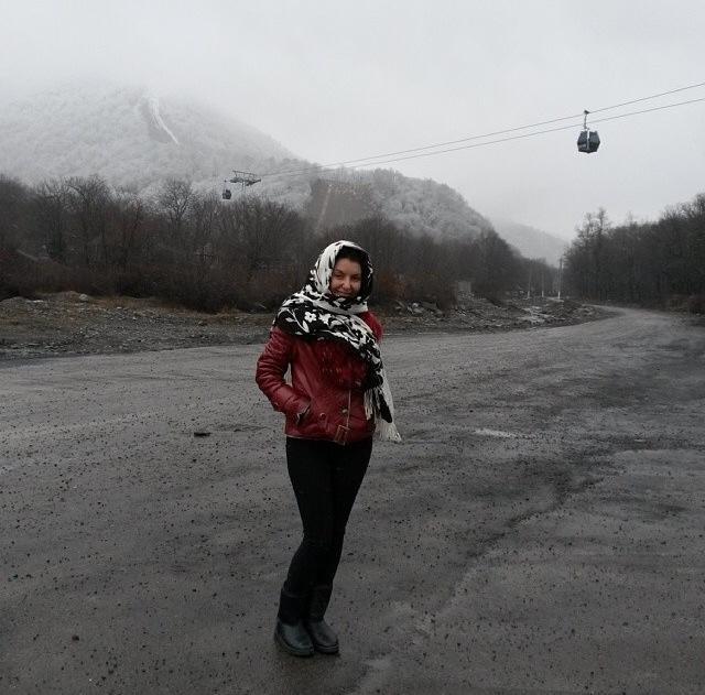 Cazibədar azərbaycanlı aparıcı belə dincəldi - FOTO