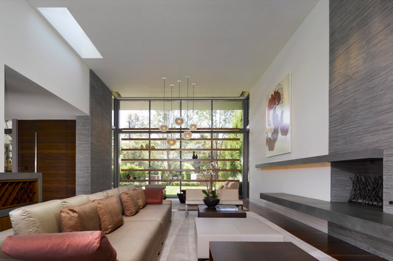 Dağ ətəyində ev - FOTO