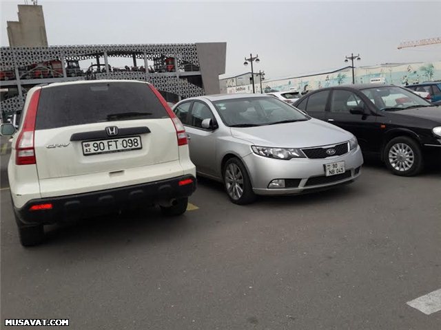 "Dalğa Plaza"dan sürücüləri narazı salan addım... - FOTO