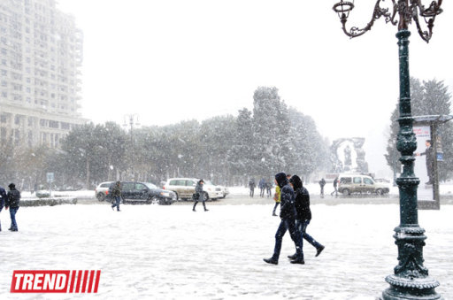 Bakı ağ libasa büründü - FOTOSESSİYA